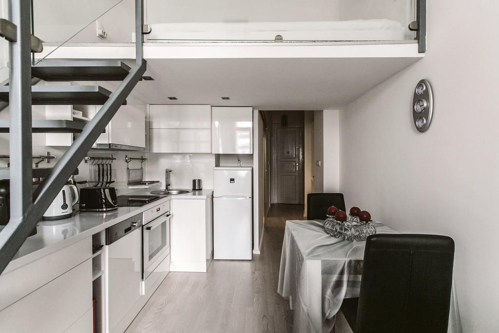 First At Andrassy Apartment Budapest Ngoại thất bức ảnh