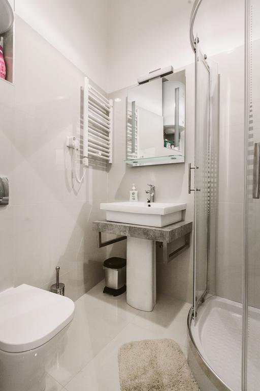 First At Andrassy Apartment Budapest Ngoại thất bức ảnh